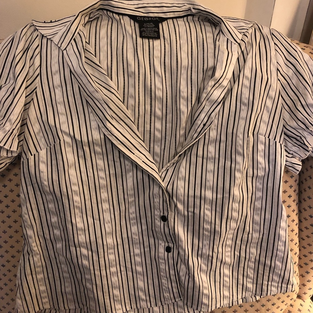 Ladies dress shirt